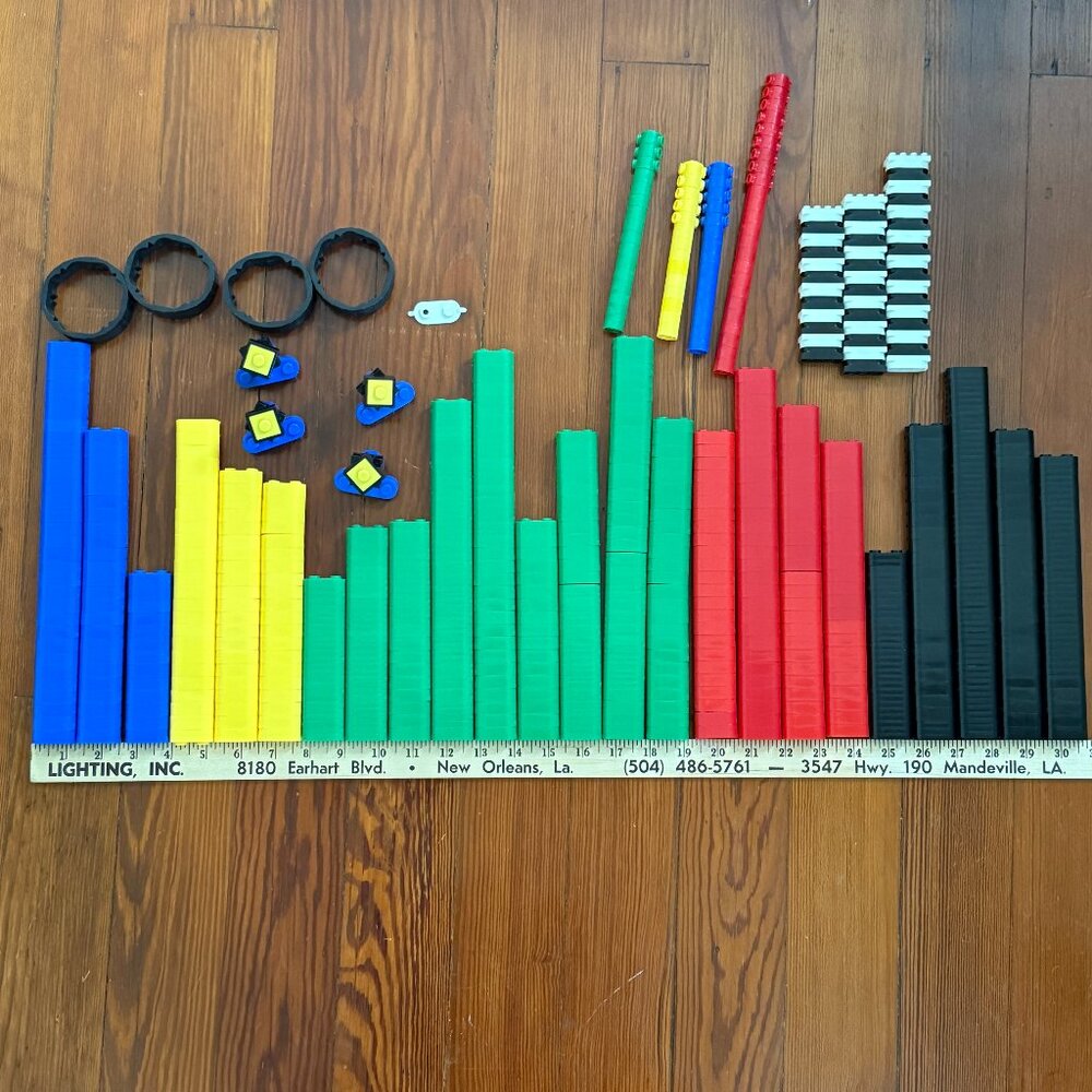 Lot of 2.9 lbs Vintage 90s Better Blocks Building Bricks and instruction booklet